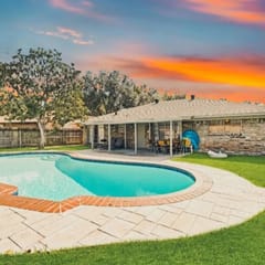 Private Pool, Pool Table, Outdoor kitchen,Spa