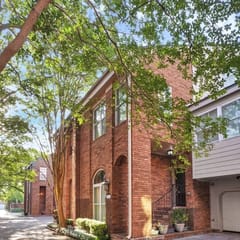 Luxury Galleria Townhome 4BR/3BA|Garage, Fast WiFi